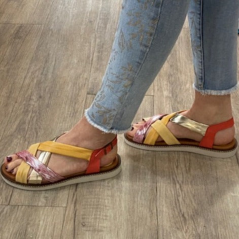 Flat Multicolored Sandals